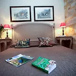 In Sarlat Luxury Rentals, Medieval Center - Maison Fenelon